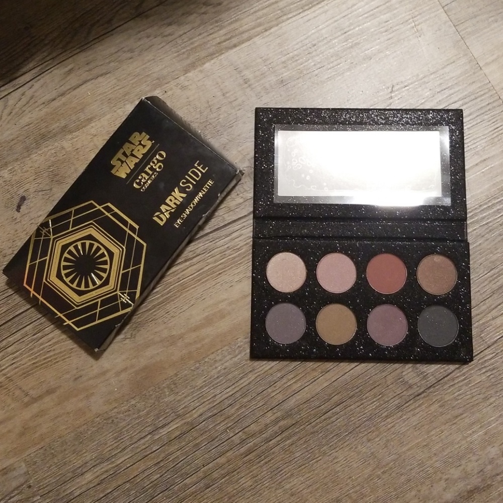 Nib Cargo Star Wars Dark Side Eyeshadow pallet